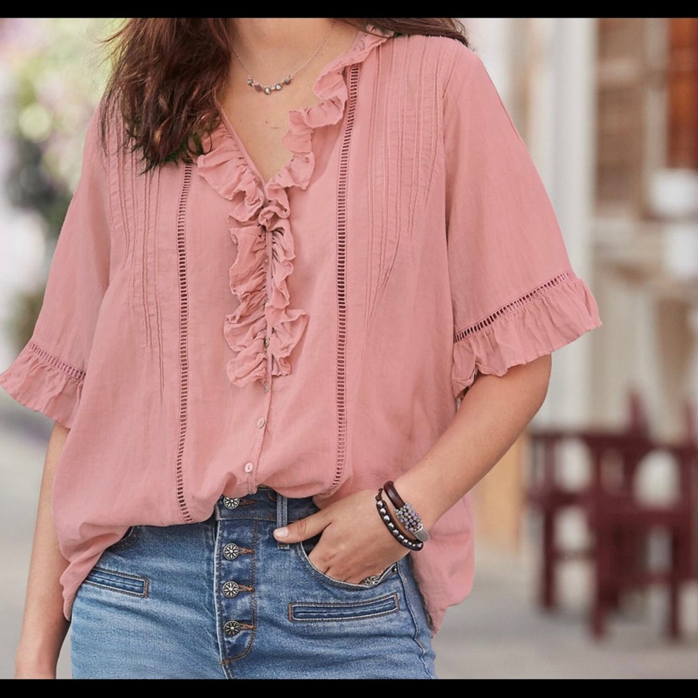 “Lucky Days” cotton ruffle top by JP and Mattie. New with tags from Sundance
